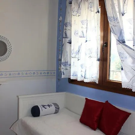 La Casa Allegra In Rosso * سيفيري